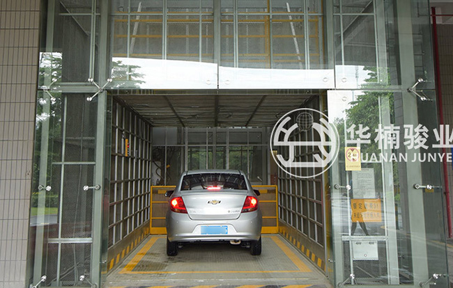 升降机作业安全事项和升降平台的操作指引